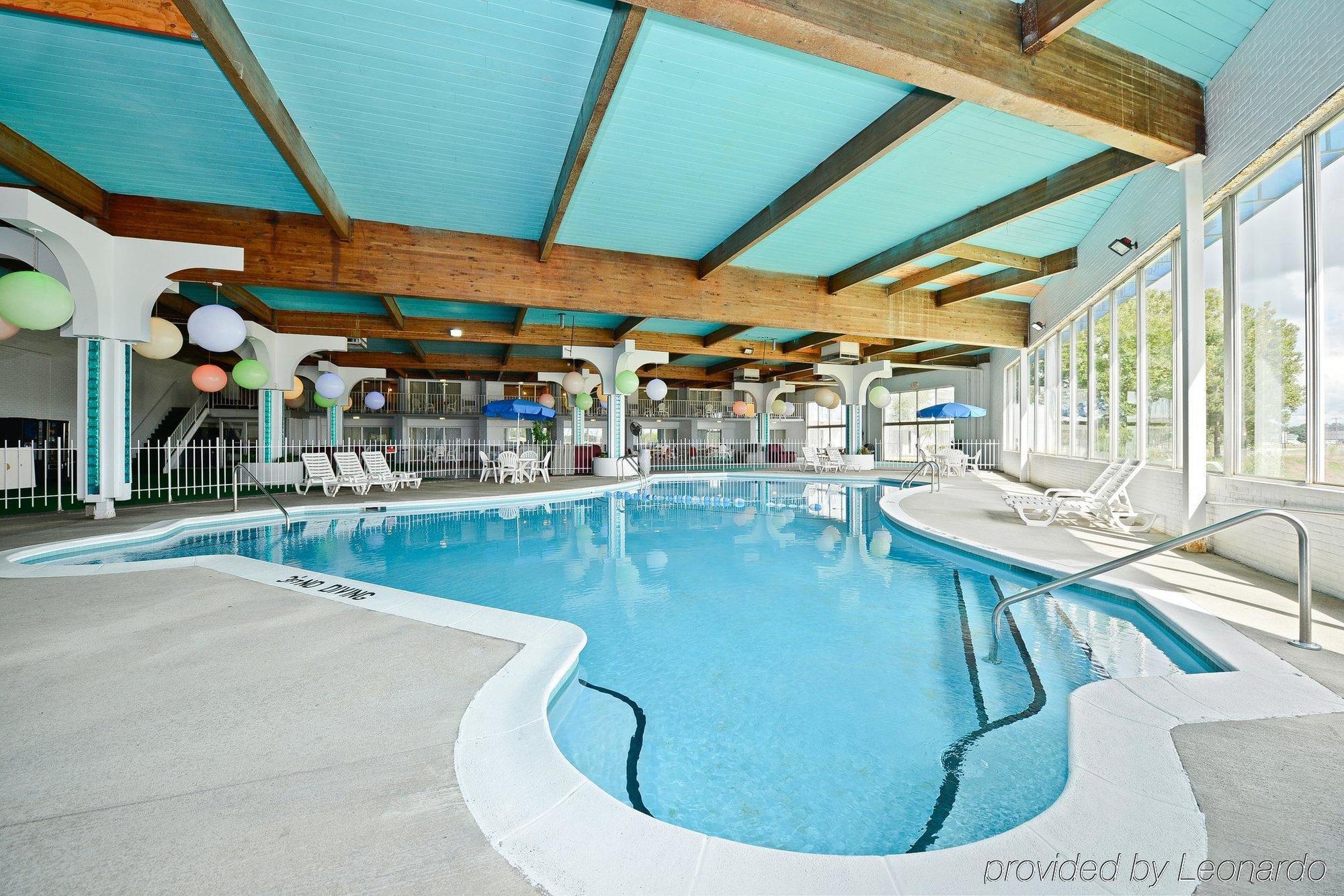 Howard Johnson By Wyndham Saint Joseph Benton Harbor Facilidades foto