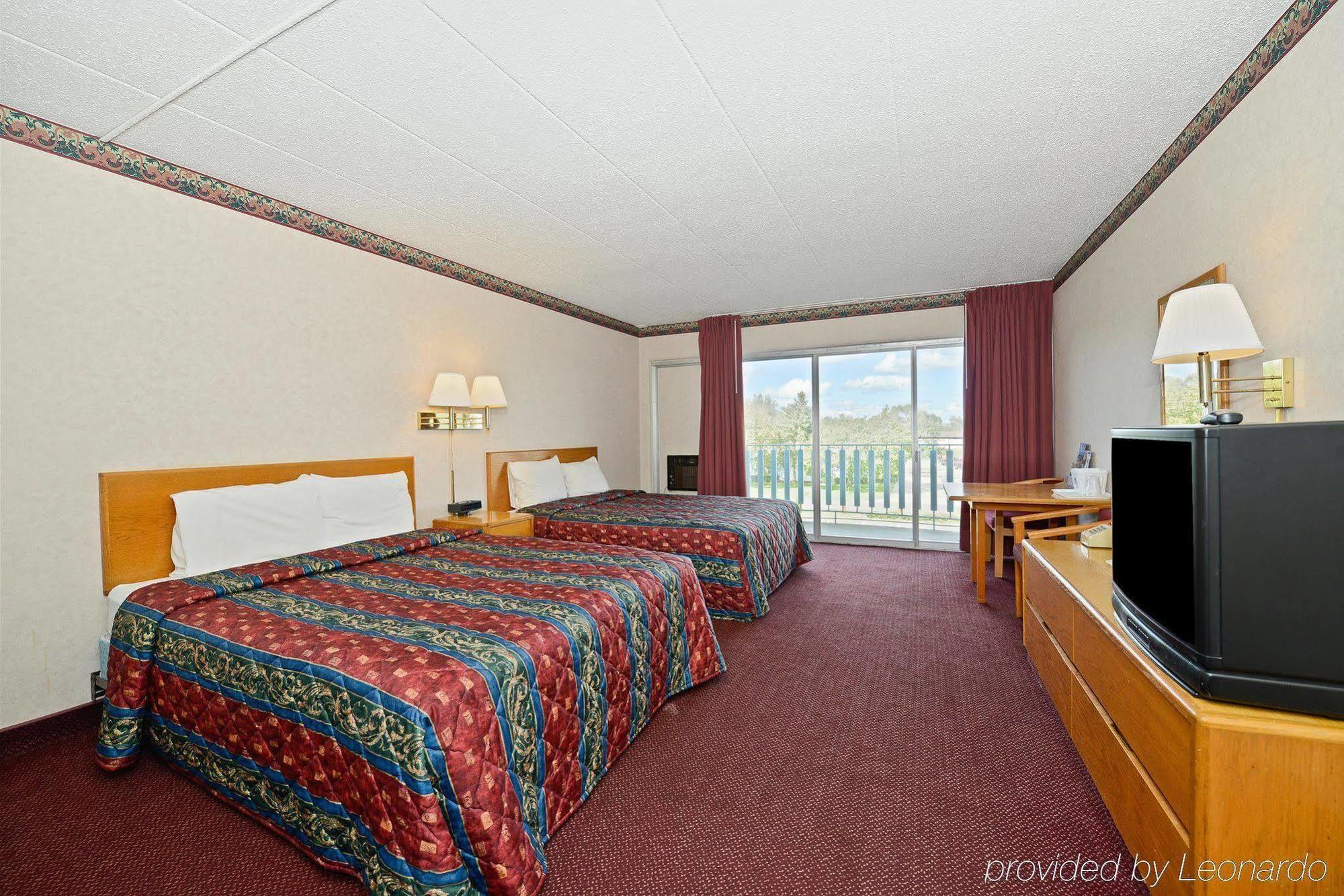 Howard Johnson By Wyndham Saint Joseph Benton Harbor Facilidades foto