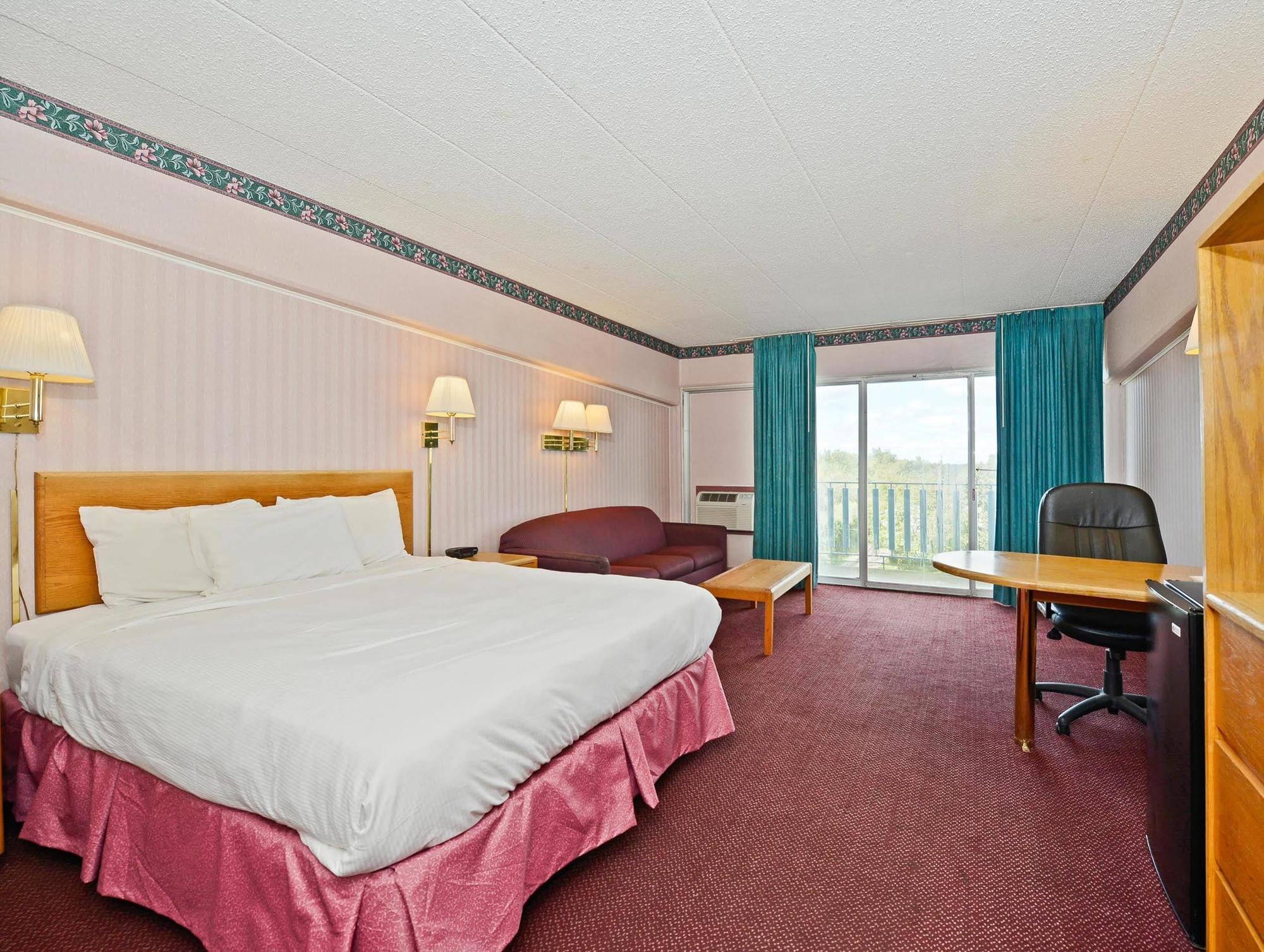 Howard Johnson By Wyndham Saint Joseph Benton Harbor Exterior foto